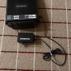 Netgear AC1900 WiFi Cable Modern Router