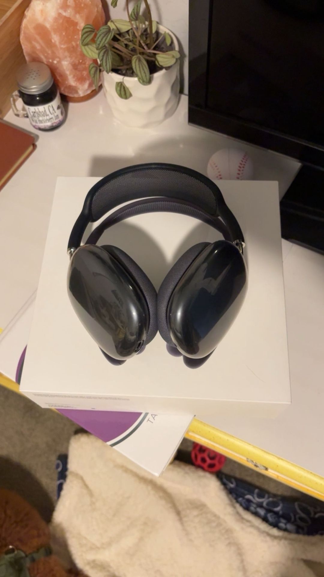 AIRPOD MAX HEADPHONES 