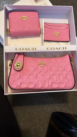 Set de bolso y accesorios color rosa