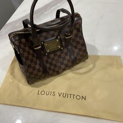 Louis Vuitton BERKELEY LEATHER HANDBAG