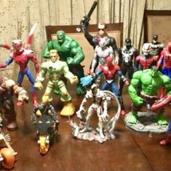 Largo Superhero Figures