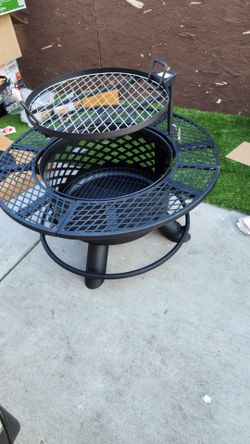 Mainstays 40-inch Wood Burning Ranch Fire Pit with Removable Stainless Steel Cooking Grate and Convenient Lid