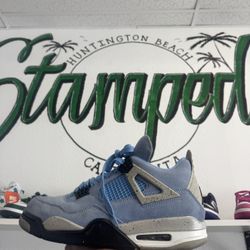 Jordan 4 UNC blue 