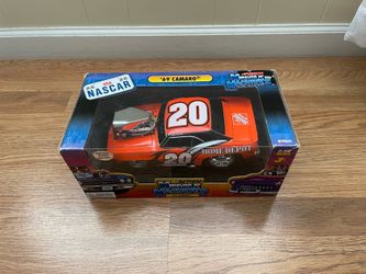 Muscle machines 1:18