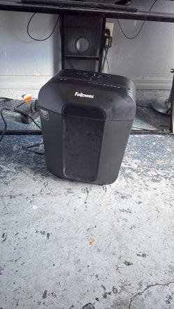 Black Fellows Paper Shredder 