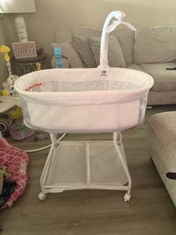 Bassinet 