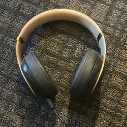 Beats Studio Wireless Headphones 