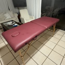 Massage Table 