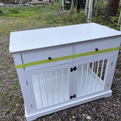 Dog Kennel/Crate