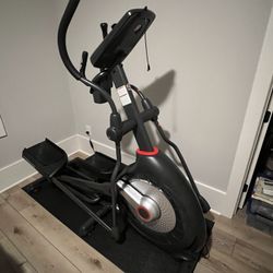 Schwinn 470 Fitness Elliptical