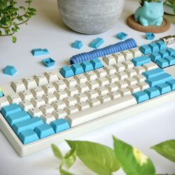 Custom Leopold Bulbasaur 75% Mechanical Keyboard 