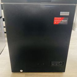  Frigidaire 5.0 Cu. Ft. Chest Freezer - Black - Garage Ready