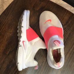 Girls Nike shoes