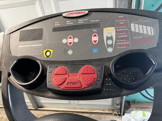 Life Fitness Treadmill