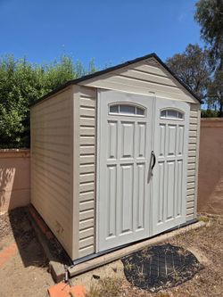 Rubbermaid shed 7×7