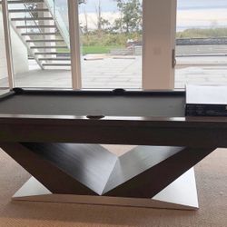 Pool Table 8ft ( Free Delivery & Set Up ) 