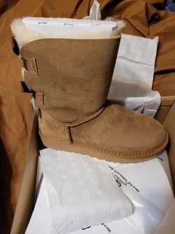 Ugg Bailey Bow II