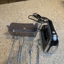 Hamilton Beach 6-Speed Electric Hand Mixer 