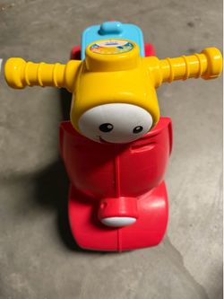Toy car