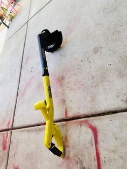 RYOBI
ONE+ 18V 10 in. Cordless Battery String Trimmer/Edger (Tool Only)