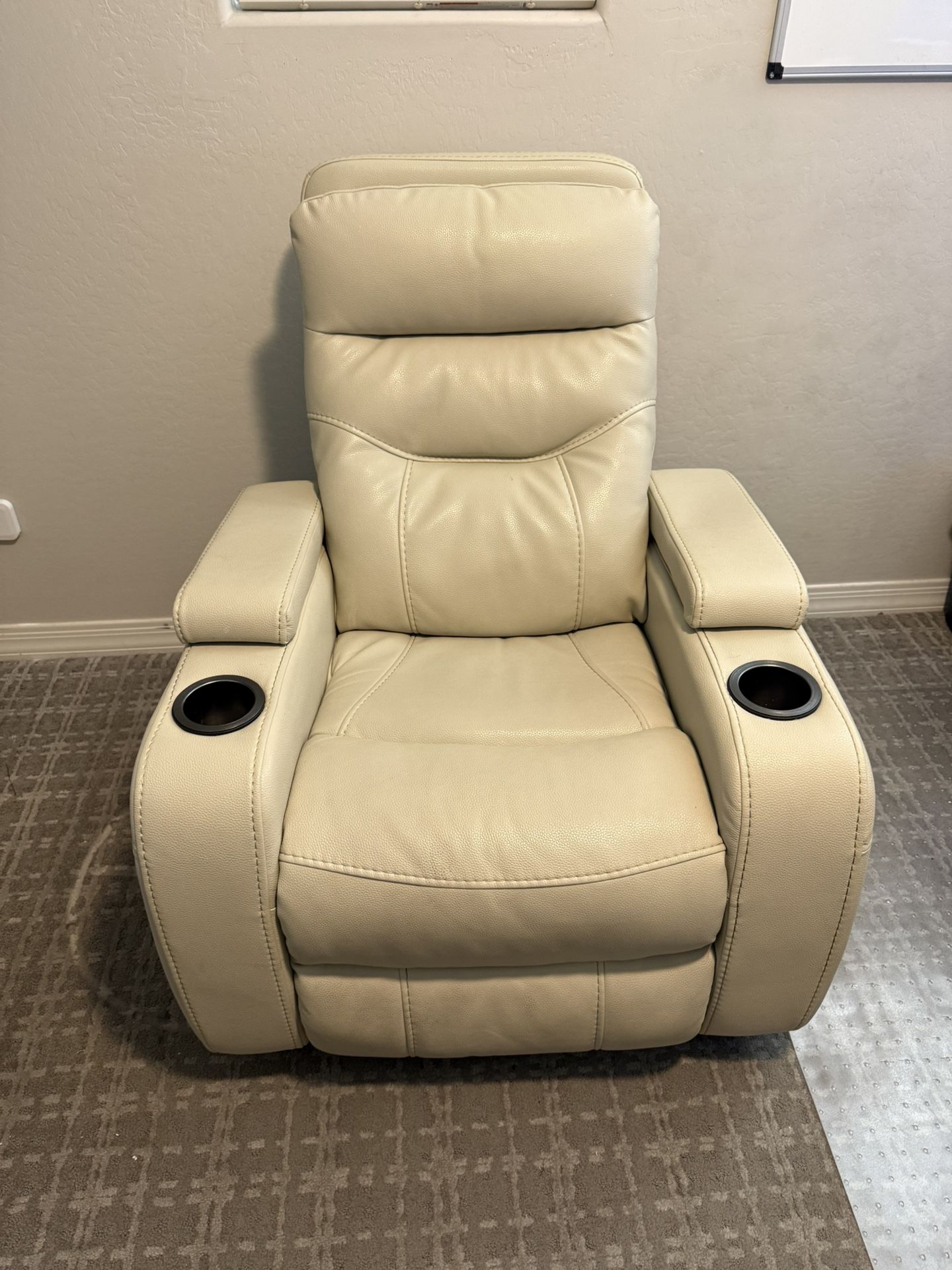 Crème Leather Reclining Sofa Chair