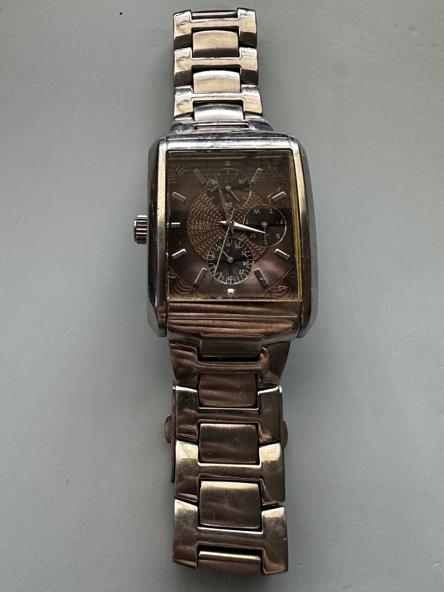 Guess Steel Japan Movt Brown watch