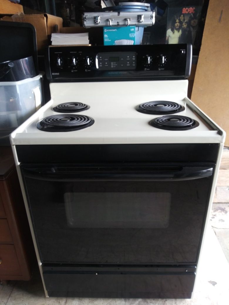 Kenmore Self Cleaning Electric Range for Sale in San Antonio, TX OfferUp
