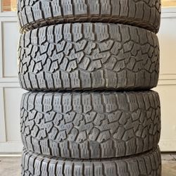 LT 305 55 20 Falken Wildpeak 