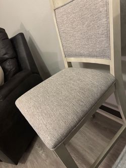 Barstool