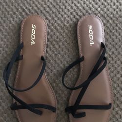 Women’s sandals