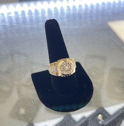 14k M’s Gold Ring With Diamonds Certified 
