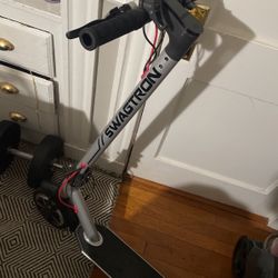Swagger 5 Electric Scooter 