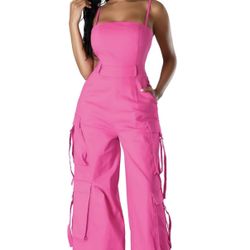 New women cargo jumpsuit size M (Runs Small & Fits In Small size )