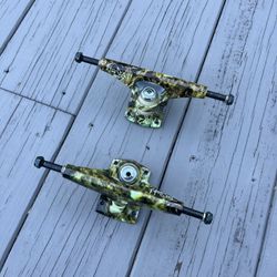 Krux Skateboard Trucks 