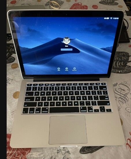 Apple Macbook Air 13" Working Fine