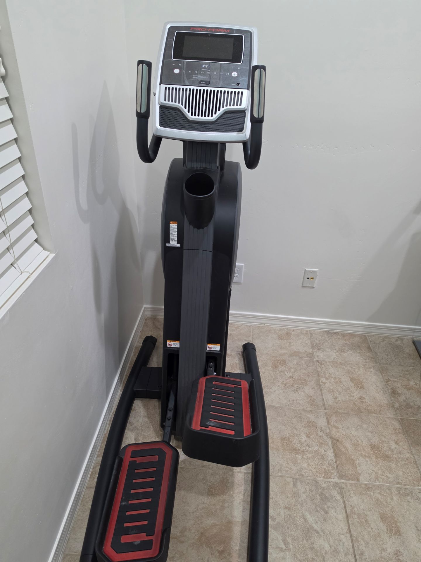 ProForm Trainer H7; iFIT-enabled Elliptical with 7” Touchscreen and Built-In Fan