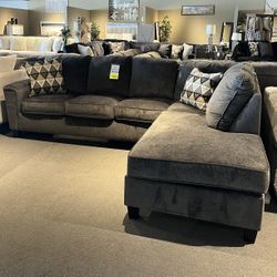 Grey 2PC Chaise Sectional Couch