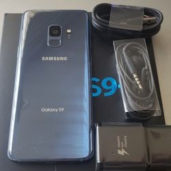 Samsung Galaxy S9  , Unlocked   for all Company Carrier ,  Excellent Condition Like New 