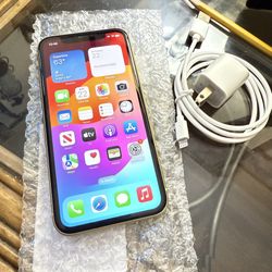 Apple iPhone 11 64GB Unlocked 
