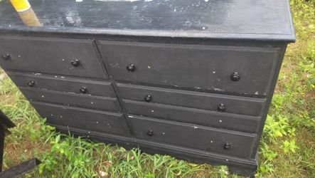 $20 for the dresser take it as is it's pretty nice dresser just needs cleaned up and have crack on the top and I put wood glue on it and then I attack