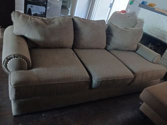 Couch gray