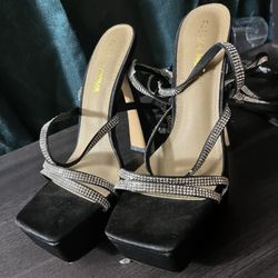 Fashion Nova Black Heels 6 1/2