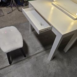 Desk  & Vanity Lighted & Bench Combo