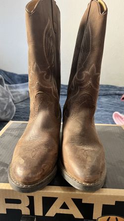 Ariat Boots Women’s Sz 7 $30