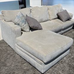 Light Grey Sectional Couch (8.6Ft X 5.5Ft)
