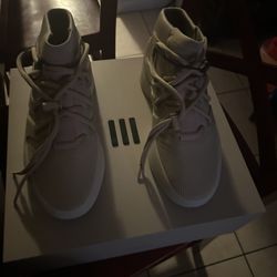 Adidas x Fear of God Basketball Mid Sz 9.5 Mens