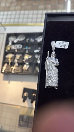 Silver pendant