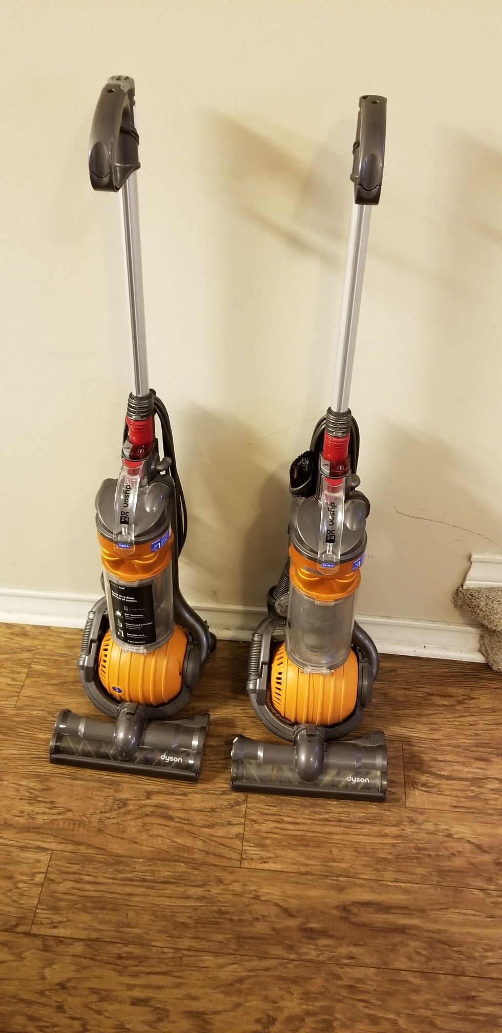 2 Dyson DC24- Work and Excellent Condition!