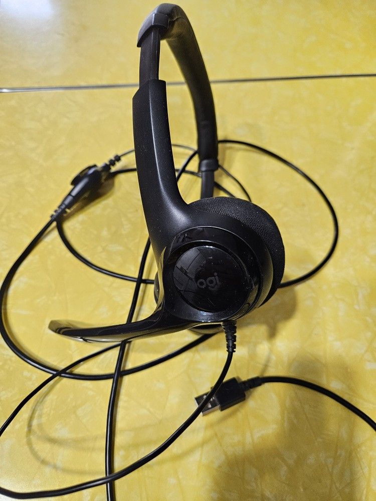 Almost New Logi Brand USB Headset With Mic, In-line Control