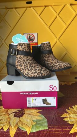 So Kacey Leopard Girls Boots Size 12